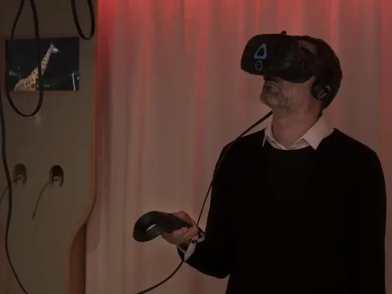 cabinet_de_realite_virtuelle_c_mnhn_-_l._viger_0